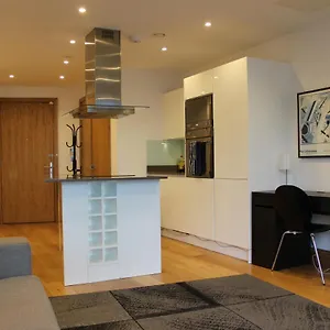 Apartment Luxury Canary Wharf 2 Bed With Panoramic Views, London