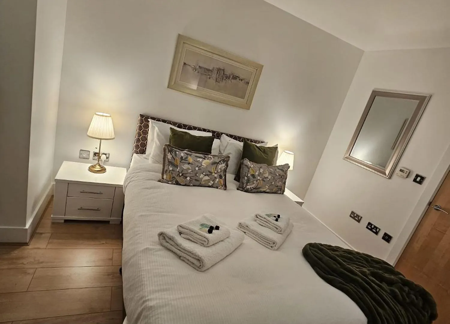 Luxury Property In Canary Wharf London